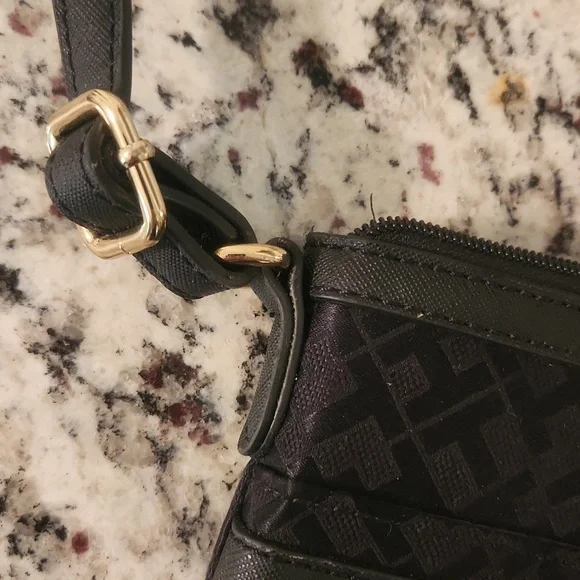 Tommy Hilfiger Small Black Purse/Crossbody - Picture 12 of 15